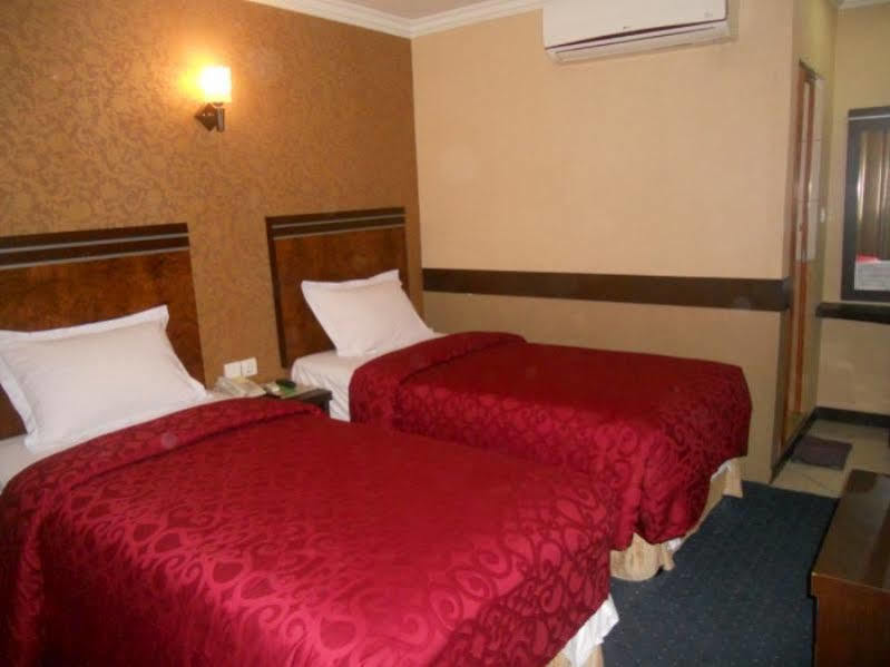 Hotel Menara Lexus Μεντάν Εξωτερικό φωτογραφία